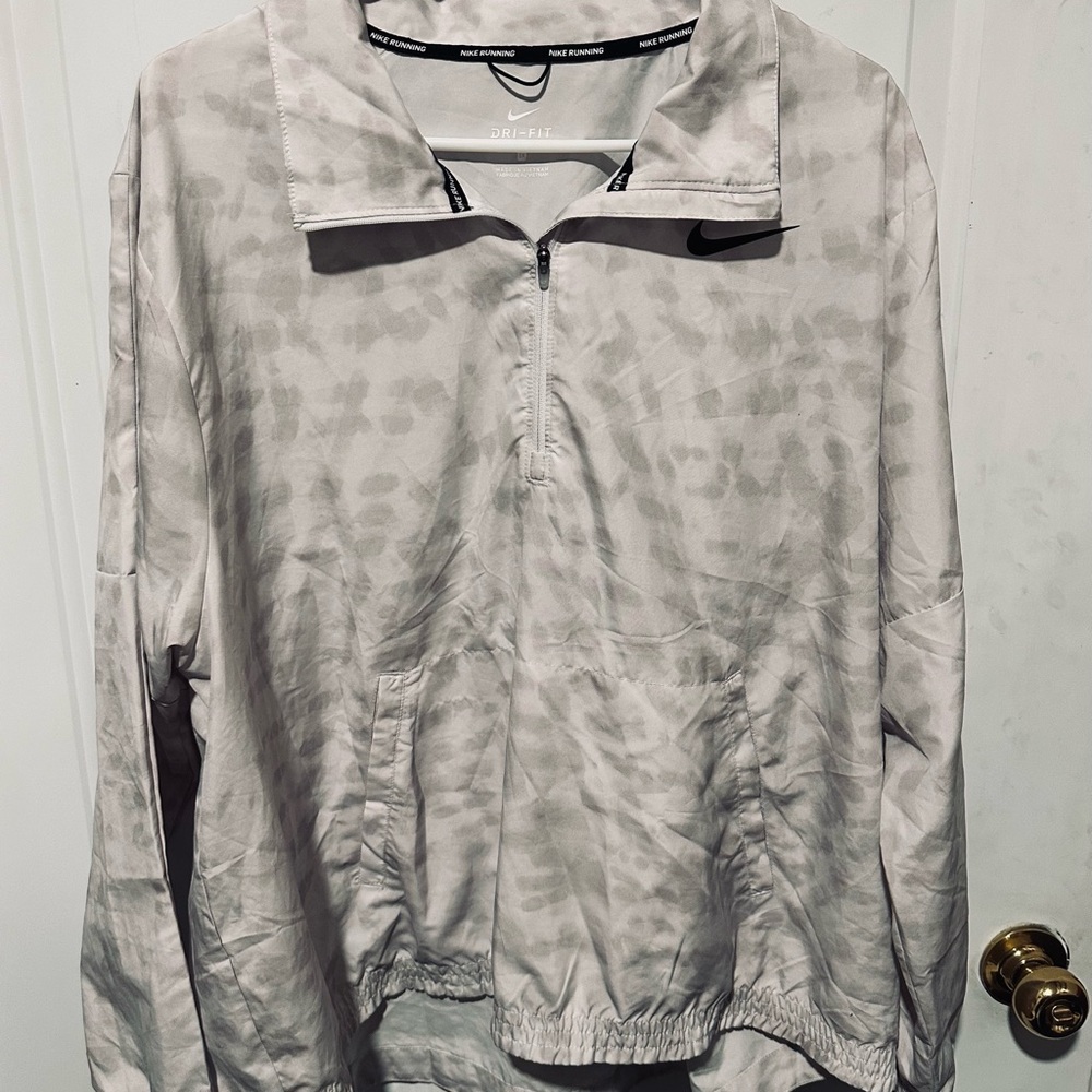 Nike dri fit quarter zip pullover